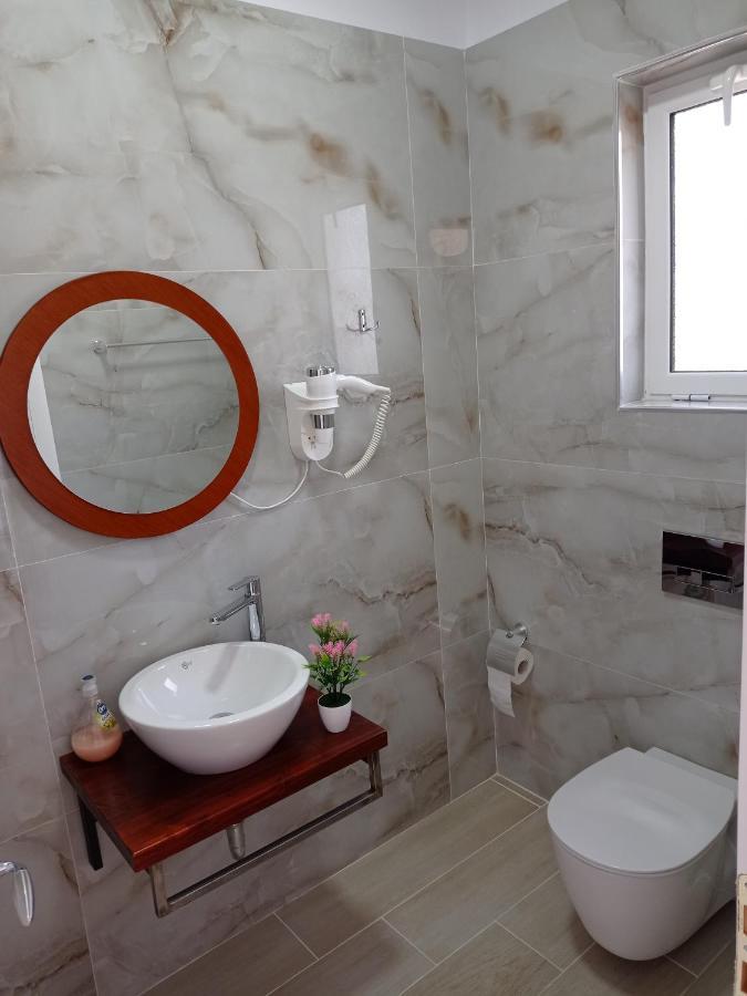 Vasiliu Boutique Hotel Ksamil Esterno foto