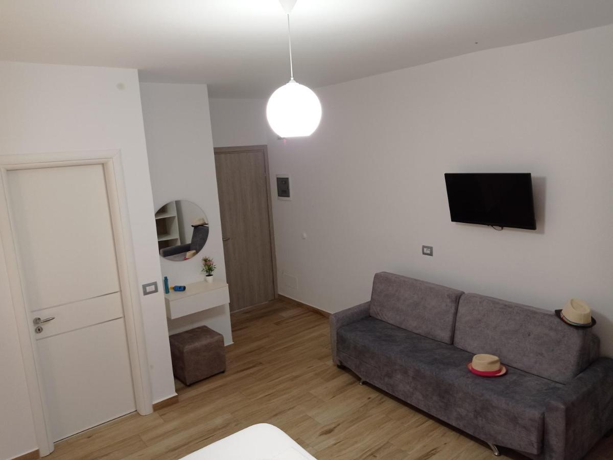 Vasiliu Boutique Hotel Ksamil Esterno foto